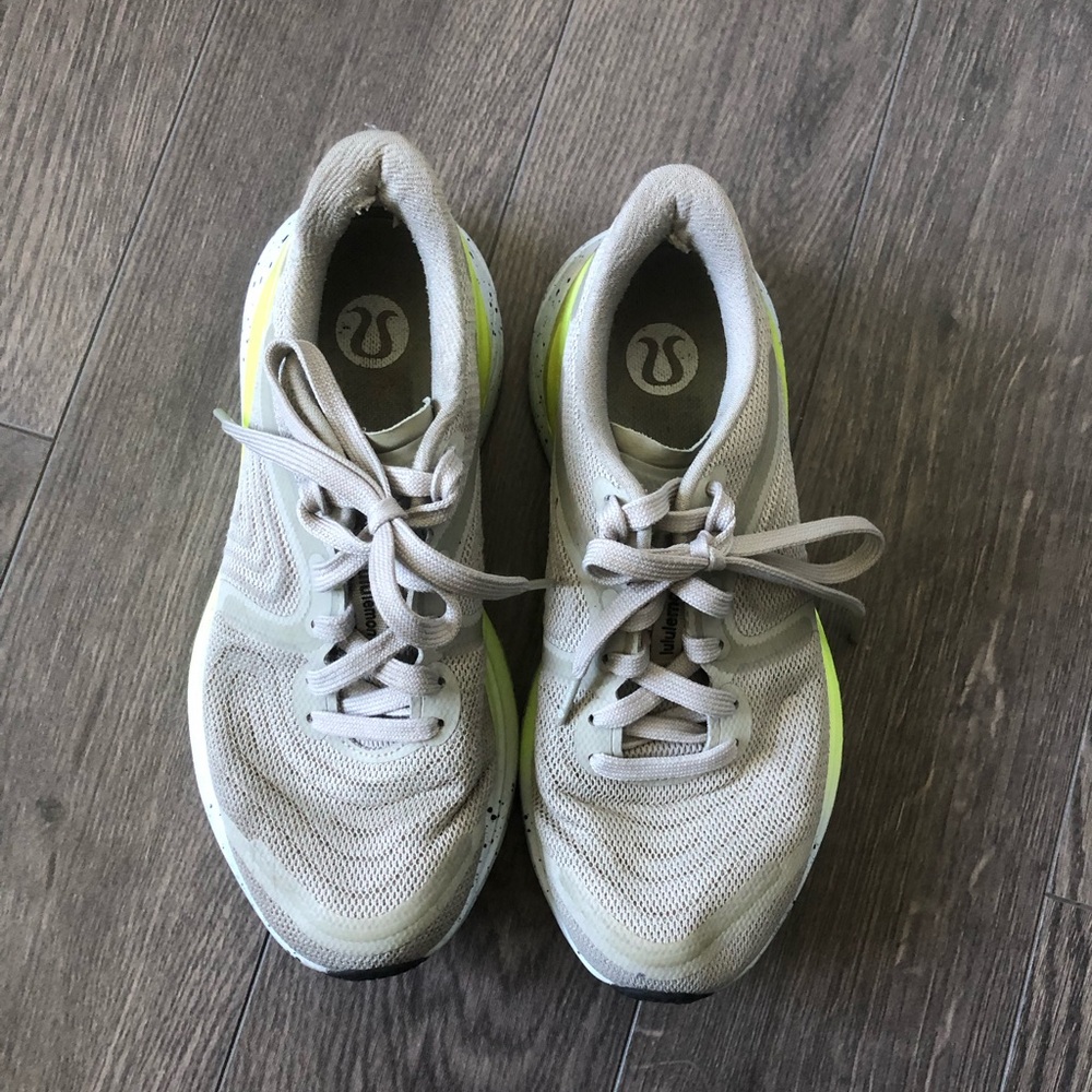 Lululemon Women’s Blissfeel 2 Running Shoes‎ | Size 6.5
